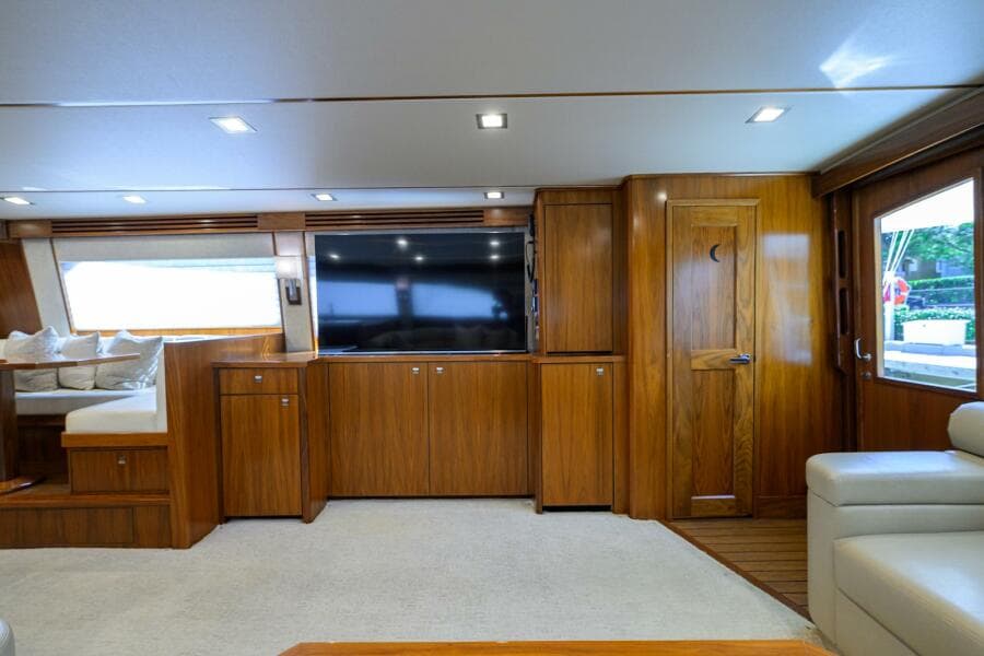 Viking 80 - LAMPLIGHTER - Salon