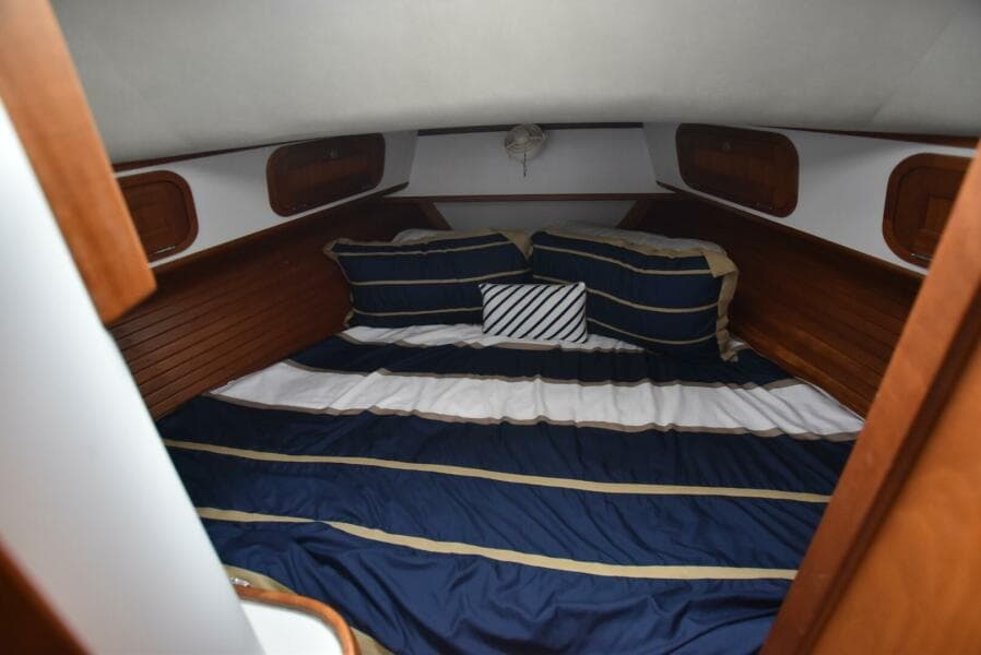 1999 Legacy 34 Express