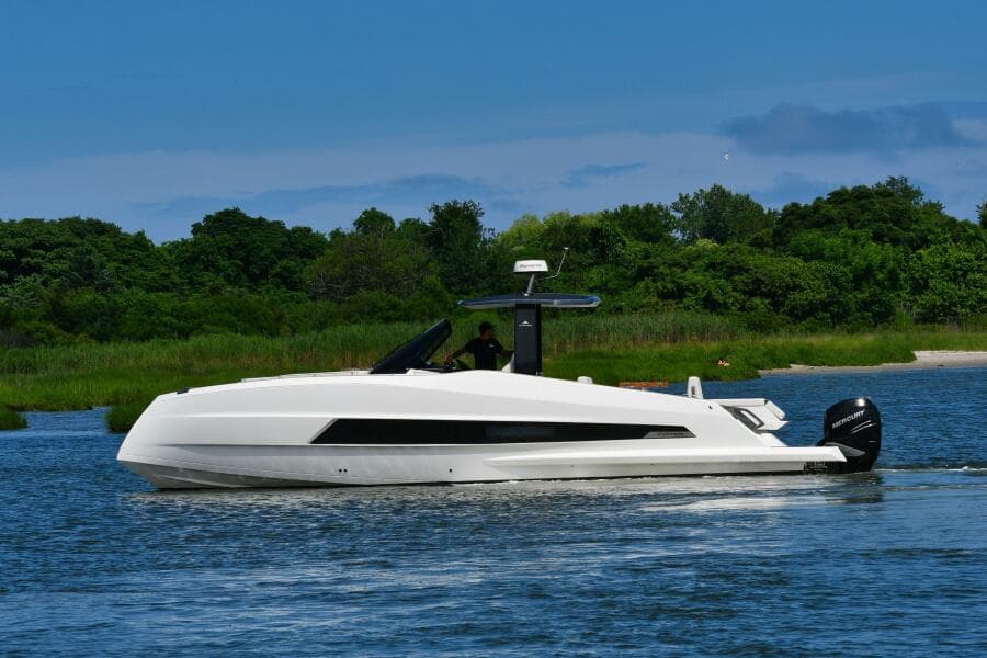 2023 Astondoa 377 Coupe Outboard