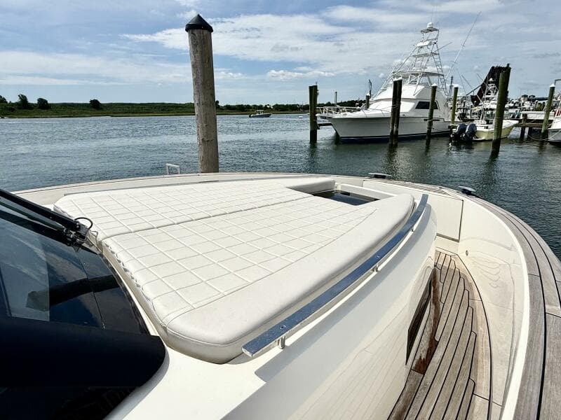 2023 Astondoa 377 Coupe Outboard