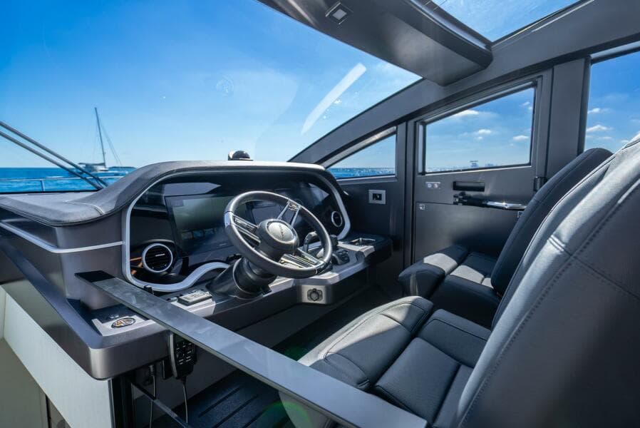2027 Pearl 63
