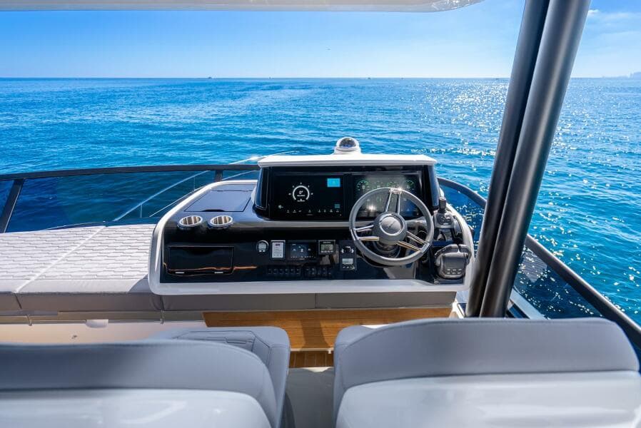 2027 Pearl 63
