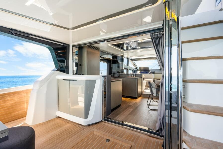 2027 Pearl 63