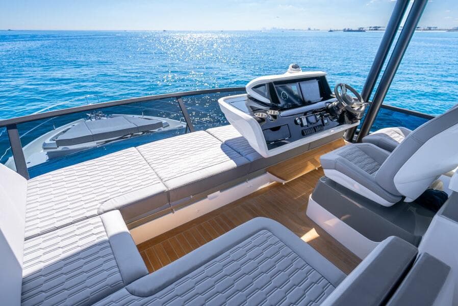 2027 Pearl 63