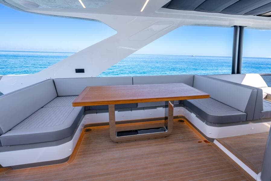 2027 Pearl 63