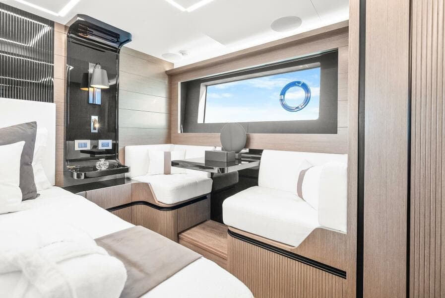 2027 Pearl 63