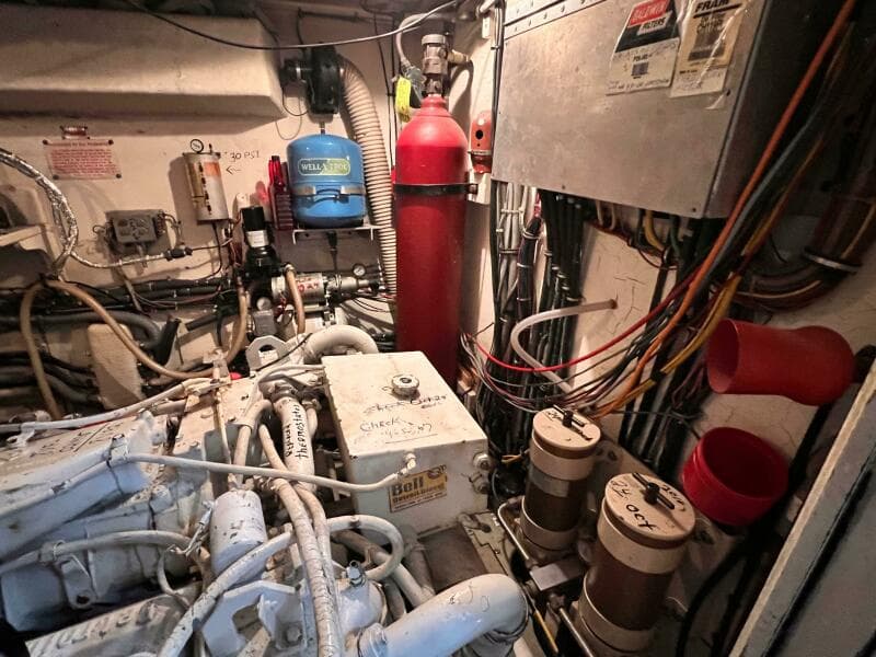 1980 Hatteras 58 MY