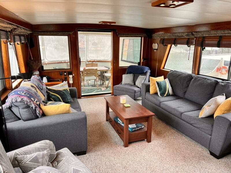 1980 Hatteras 58 MY
