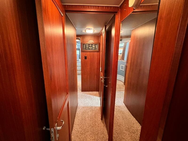 1980 Hatteras 58 MY