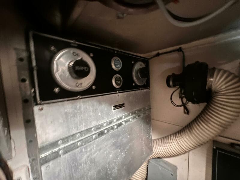 1980 Hatteras 58 MY