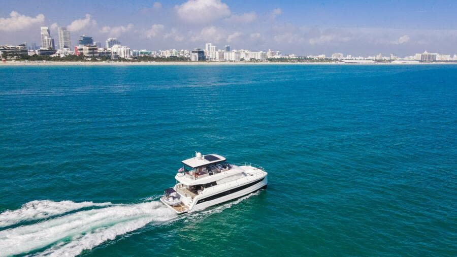2022 Fountaine Pajot MY6