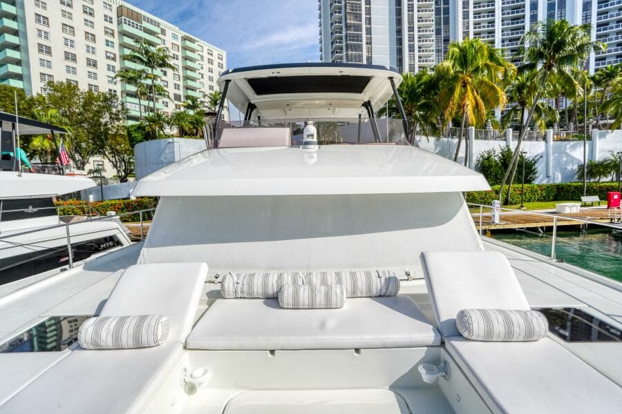 2022 Fountaine Pajot MY6
