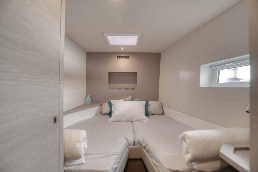 2022 Fountaine Pajot MY6