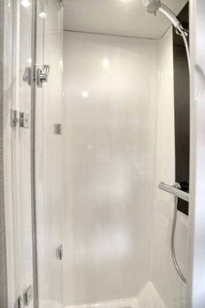 2022 Fountaine Pajot MY6