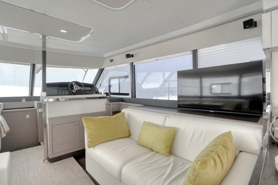 2022 Fountaine Pajot MY6