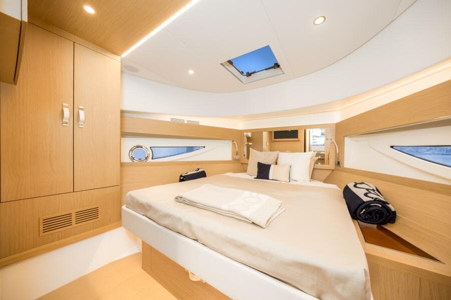 2021 Solaris 48 Open