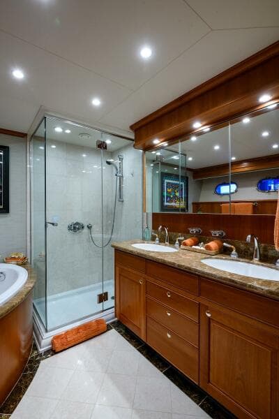 2009 Pacific Mariner 