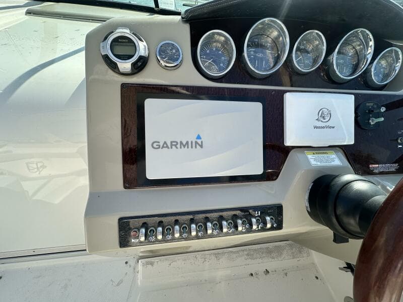 2013 Sea Ray 370 Venture