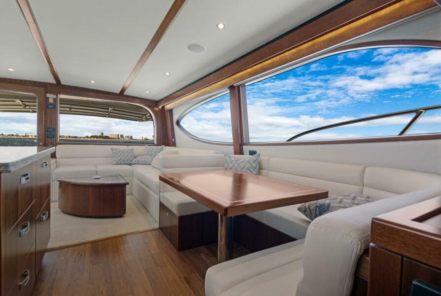 2016 Hatteras GT63