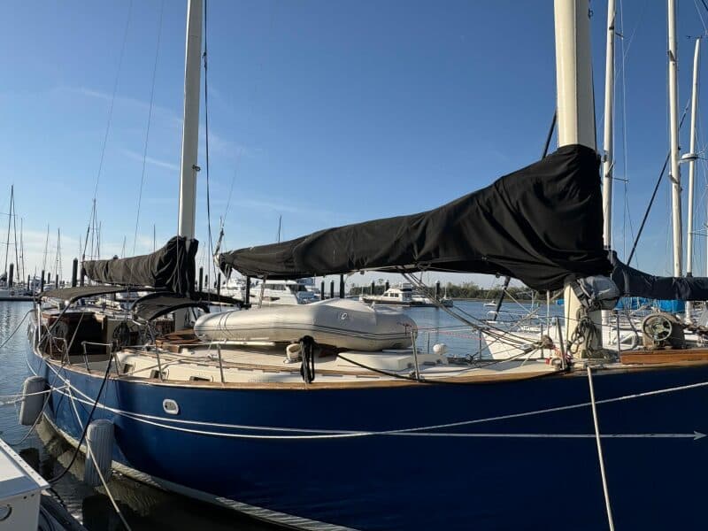 1979-freedom-40-cat-ketch-sail-9702897-20250513145456011-1_XLARGE.jpg