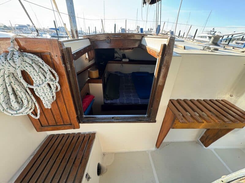 1979-freedom-40-cat-ketch-sail-9702897-20250513145304574-1_XLARGE.jpg