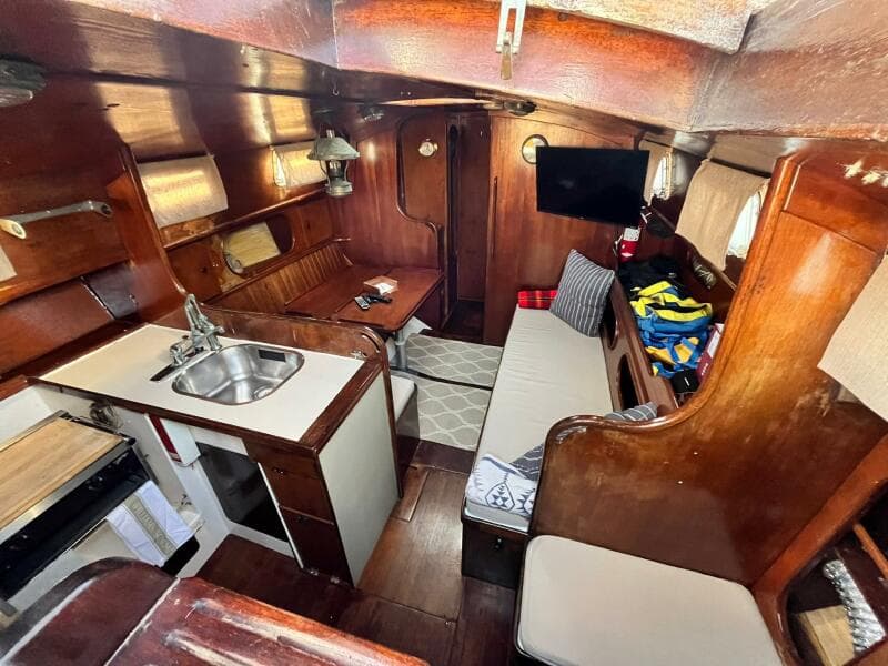 1979-freedom-40-cat-ketch-sail-9702897-20250303172703288-1_XLARGE.jpg