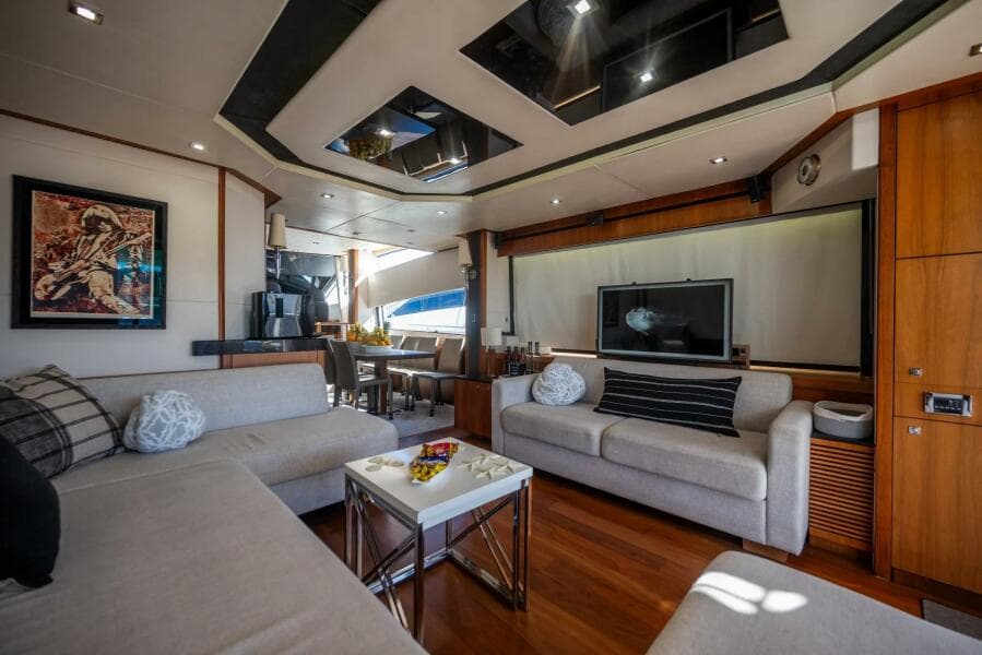 2015 Sunseeker 75