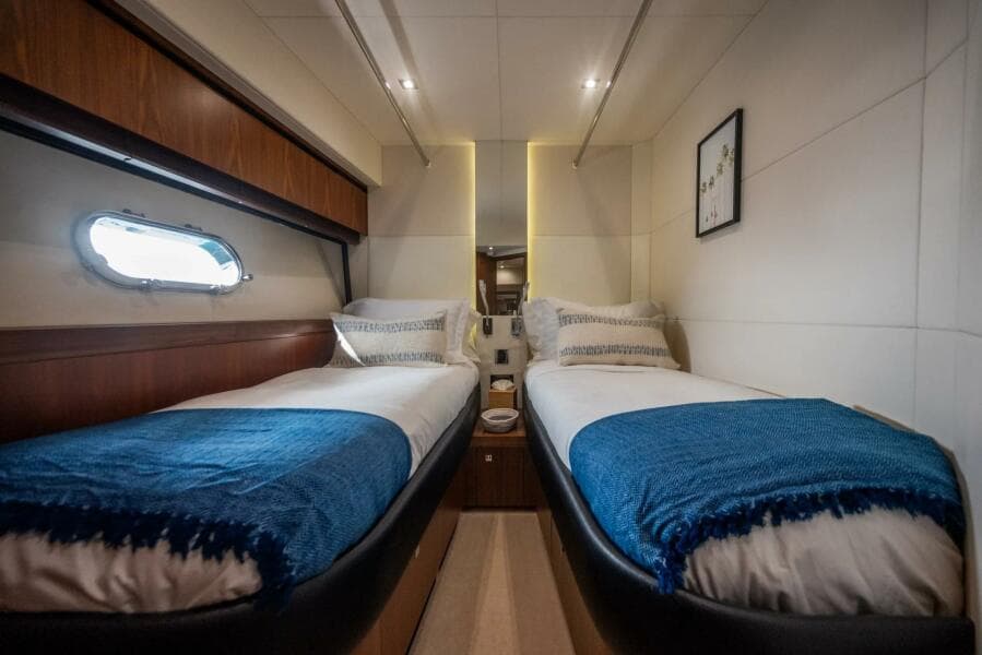 2015 Sunseeker 75