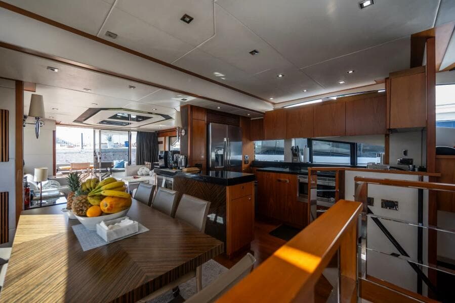 2015 Sunseeker 75