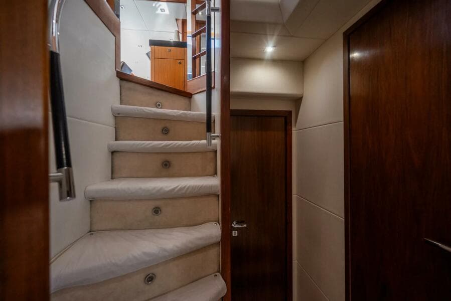2015 Sunseeker 75