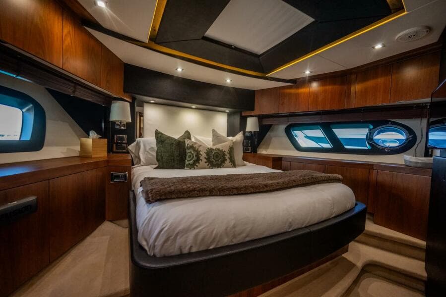 2015 Sunseeker 75