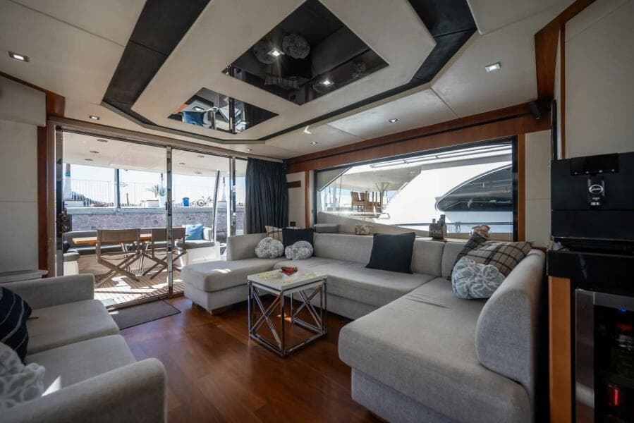 2015 Sunseeker 75