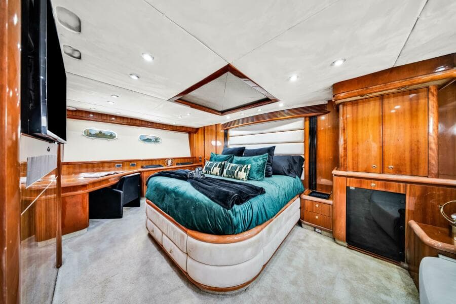 2003 Sunseeker 150 GT - Master Cabin