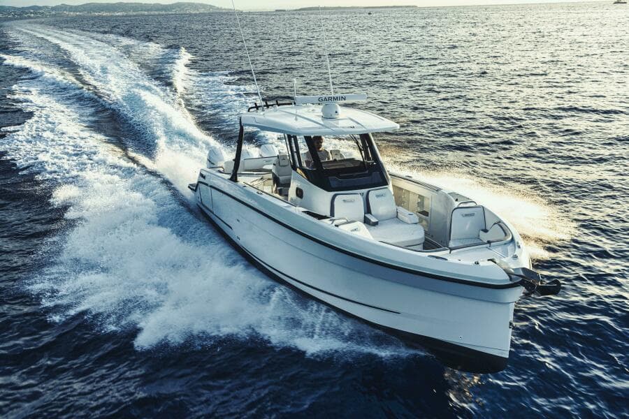 2025 Wellcraft 38 T-Top