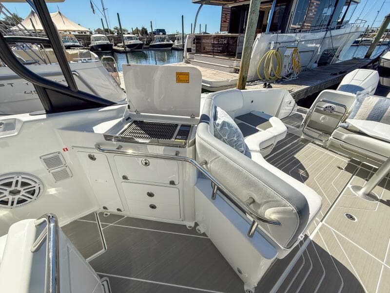 2026 Wellcraft 38 T-Top