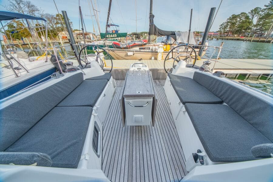 2023 Jeanneau Sun Odyssey 410