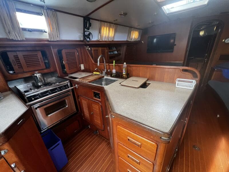 2000 Passport 470