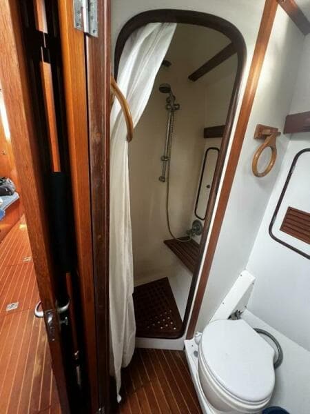 2000 Passport 470