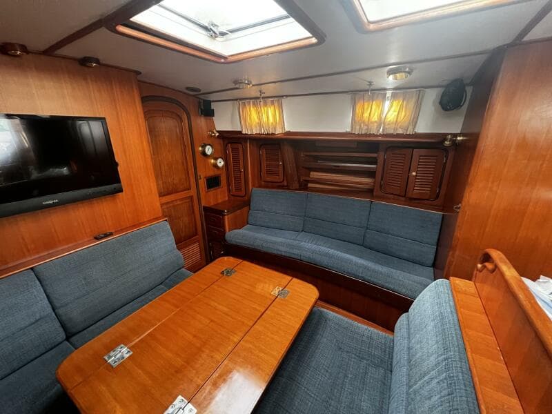 2000 Passport 470