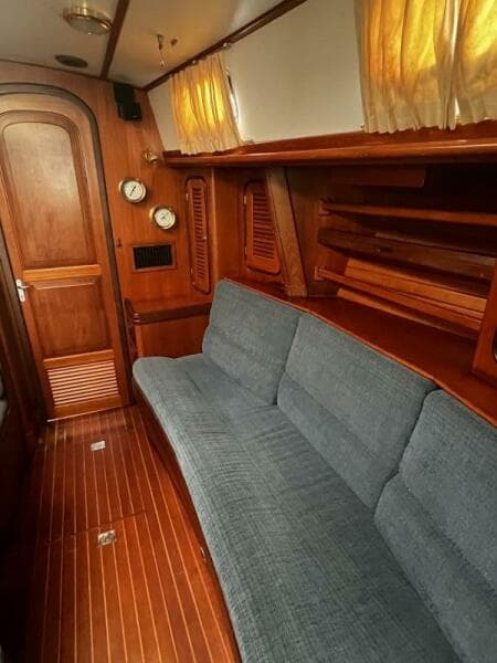 2000 Passport 470