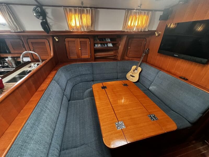 2000 Passport 470