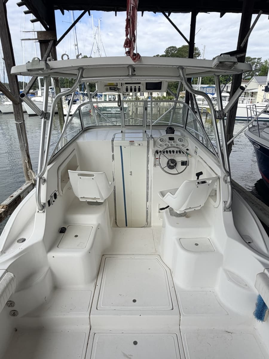2005 Baha Cruisers 257 WAC