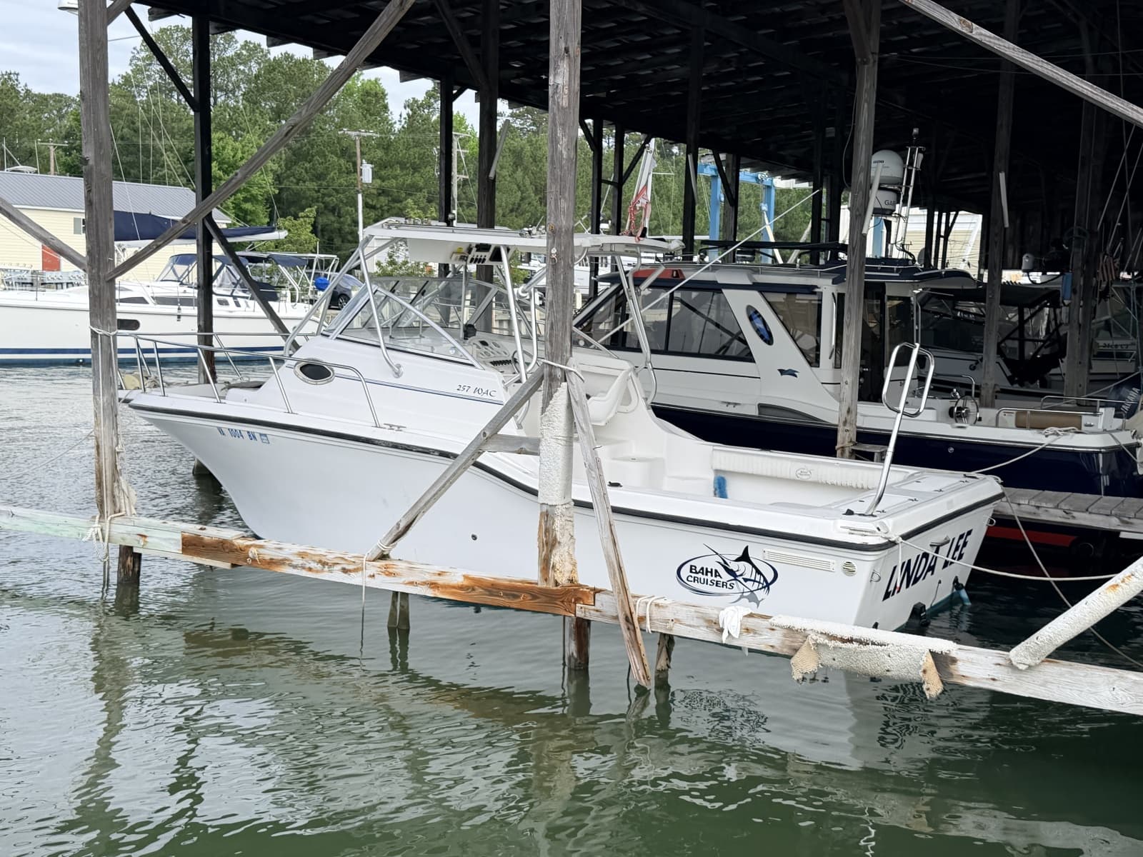 2005 Baha Cruisers 257 WAC