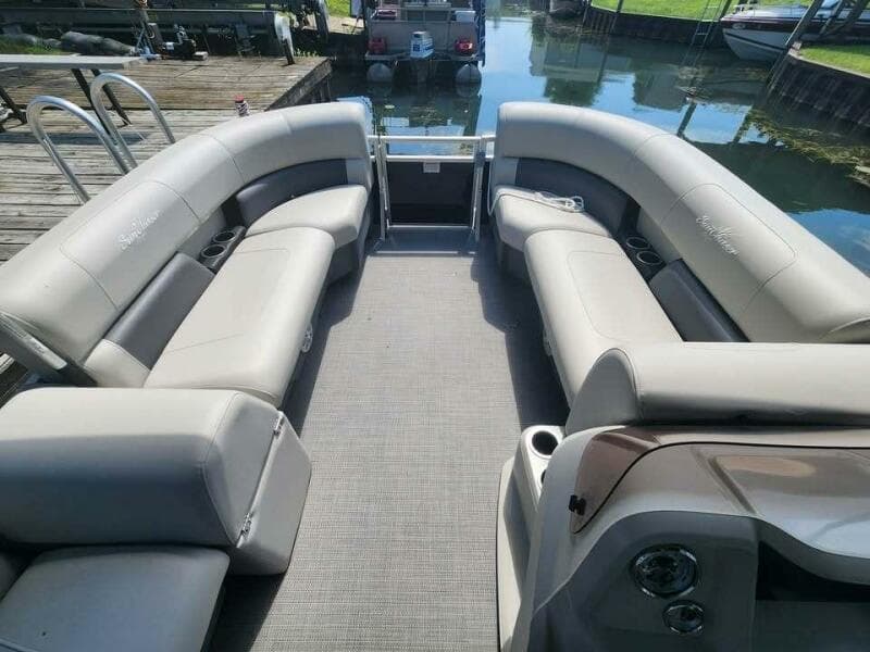 2023 SunChaser Vista 16