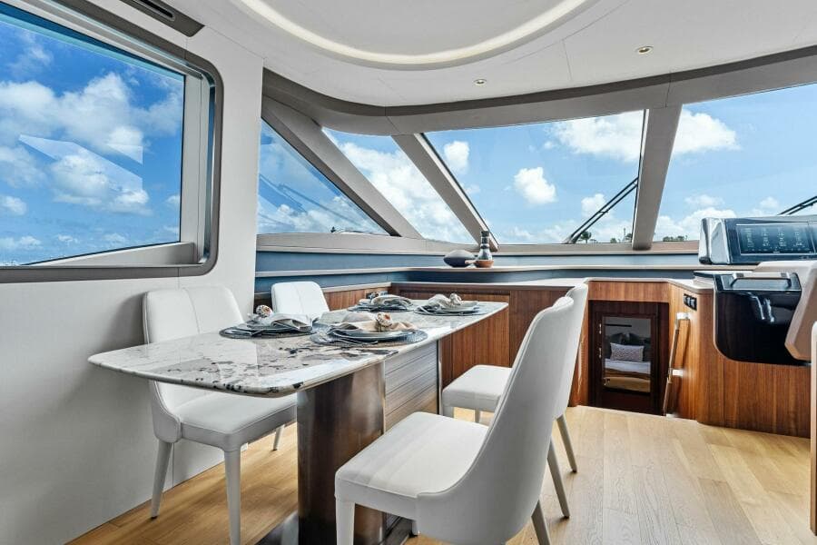2027 Aquitalia Yachts Flybridge
