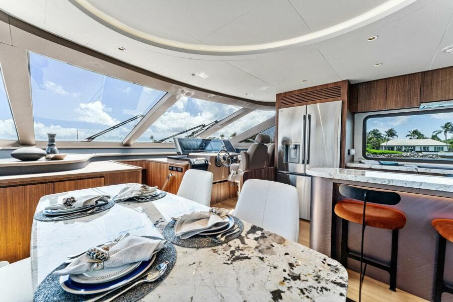 2027 Aquitalia Yachts Flybridge