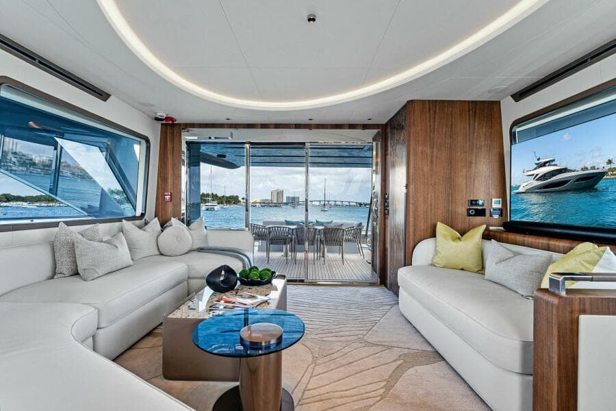 2027 Aquitalia Yachts Flybridge