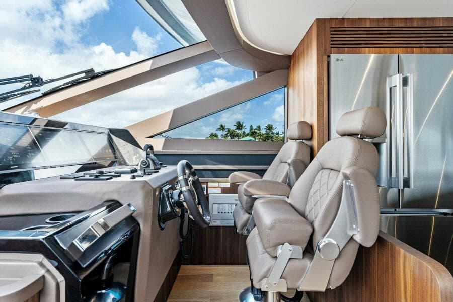 2027 Aquitalia Yachts Flybridge