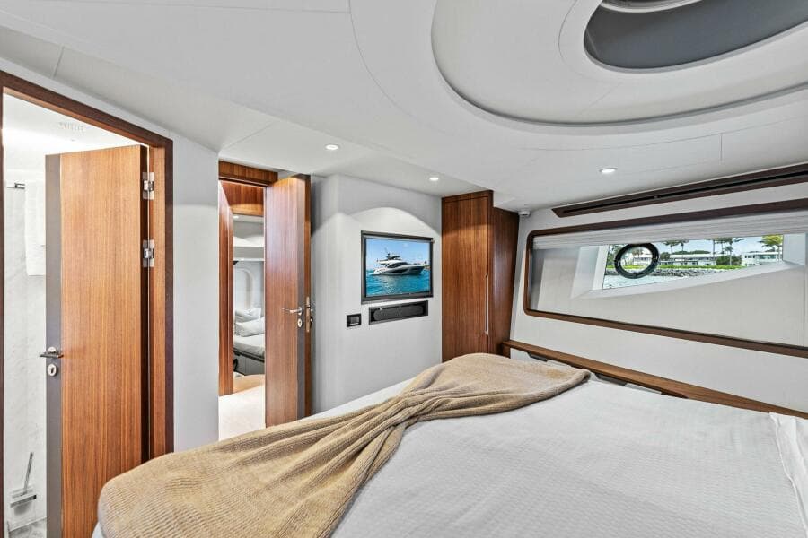 2027 Aquitalia Yachts Flybridge