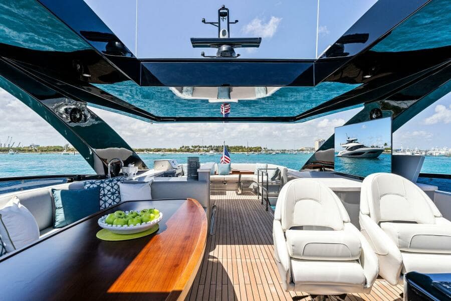 2027 Aquitalia Yachts Flybridge